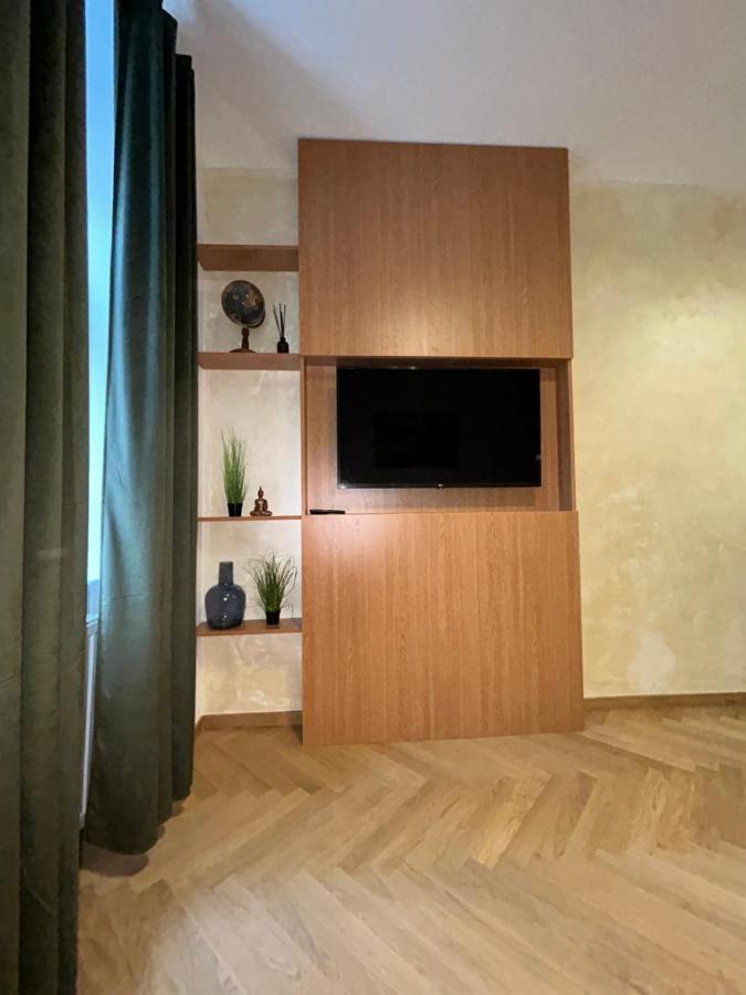 Deluxe Apartment Favoriten Wina Bagian luar foto